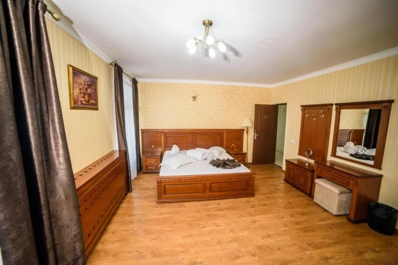 Drobeta-Turnu Severin Cazare | Pensiune turistică (K1277-44) Imaginea poate fi supusă drepturilor de autor. Se recomandă contactarea titularului drepturilor.