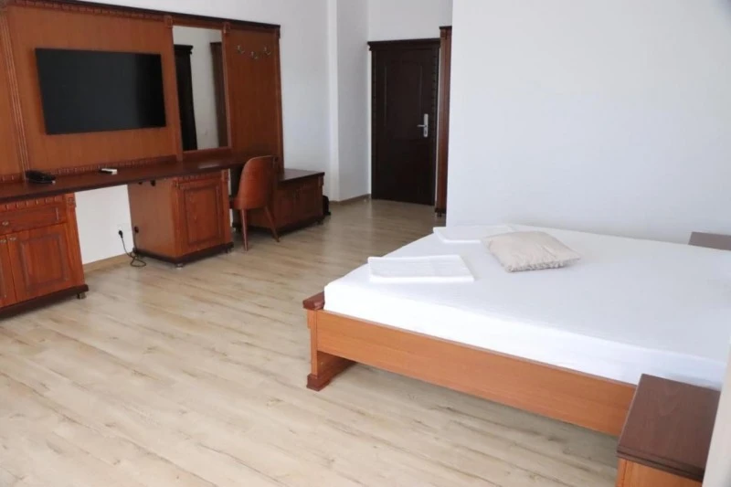 Szörényvár Szállás | Turisztikai panzió (K1277-45) A kép szerzői jogvédelem alatt állhat. Javasolt a kapcsolatfelvétel a jog tulajdonossal.