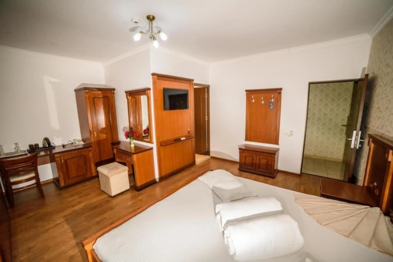 Drobeta-Turnu Severin Cazare | Pensiune turistică (K1277-51) Imaginea poate fi supusă drepturilor de autor. Se recomandă contactarea titularului drepturilor.