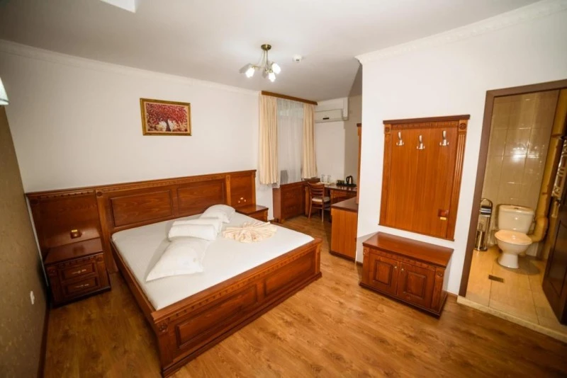 Drobeta-Turnu Severin Cazare | Hotel*** (K1277-52) Imaginea poate fi supusă drepturilor de autor. Se recomandă contactarea titularului drepturilor.