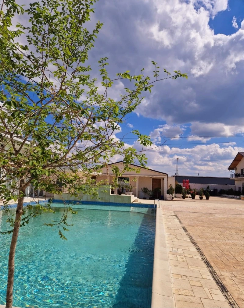 Drobeta-Turnu Severin Cazare | Pensiune turistică (K1277-80) Imaginea poate fi supusă drepturilor de autor. Se recomandă contactarea titularului drepturilor.