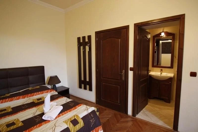 Nagyszeben Szállás | Motel (K1043-10) A kép szerzői jogvédelem alatt állhat. Javasolt a kapcsolatfelvétel a jog tulajdonossal.