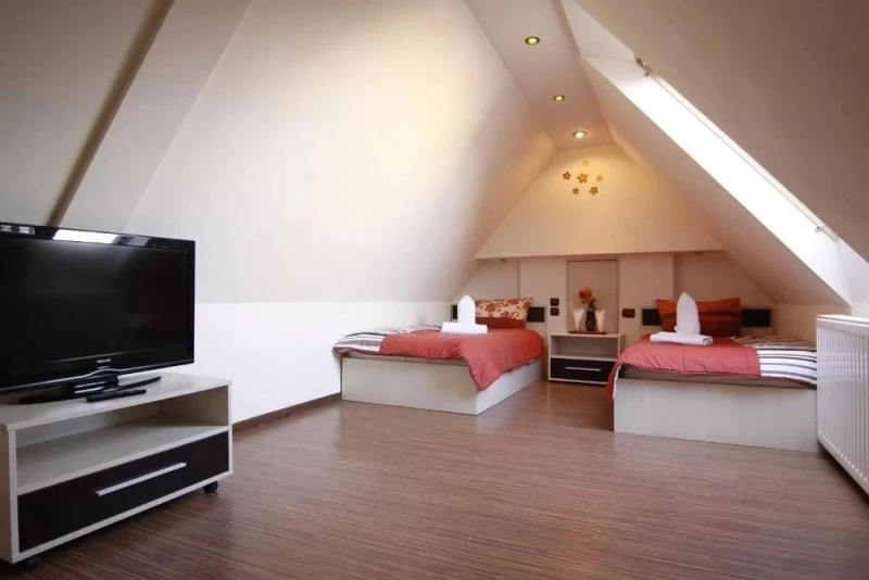 Nagyszeben Szállás | Motel (K1043-12) A kép szerzői jogvédelem alatt állhat. Javasolt a kapcsolatfelvétel a jog tulajdonossal.