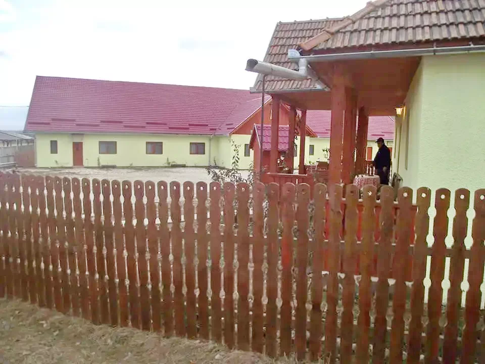 Csíkszentdomokos Szállás | Üdülőfalu (K0288-35) A kép szerzői jogvédelem alatt állhat. Javasolt a kapcsolatfelvétel a jog tulajdonossal.