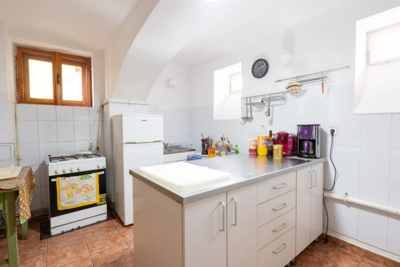 Nagyszeben Szállás | Motel (K0567-3) A kép szerzői jogvédelem alatt állhat. Javasolt a kapcsolatfelvétel a jog tulajdonossal.