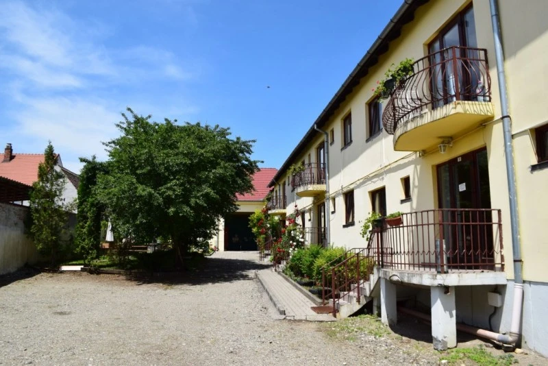 Nagyszeben Szállás | Motel (K0567-22) A kép szerzői jogvédelem alatt állhat. Javasolt a kapcsolatfelvétel a jog tulajdonossal.