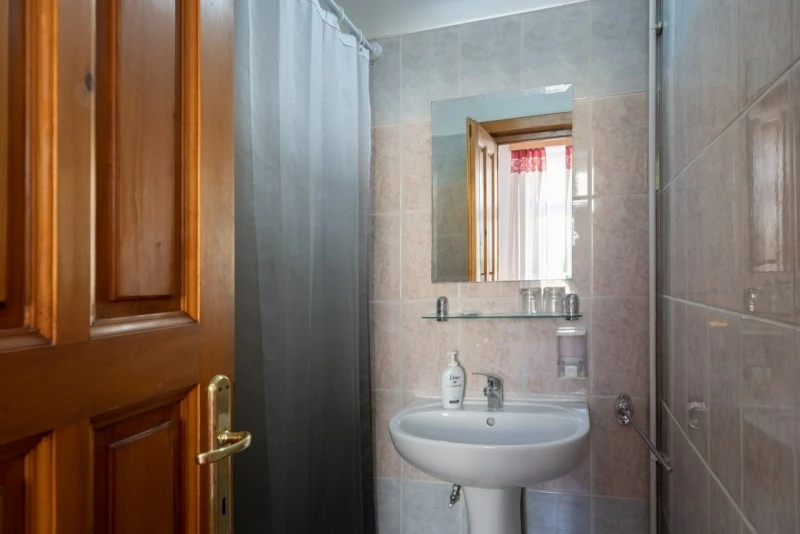 Sibiu Cazare | Motel (K0567-27) Imaginea poate fi supusă drepturilor de autor. Se recomandă contactarea titularului drepturilor.