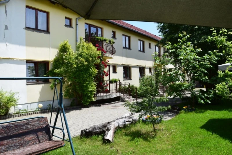 Sibiu Cazare | Motel (K0567-38) Imaginea poate fi supusă drepturilor de autor. Se recomandă contactarea titularului drepturilor.