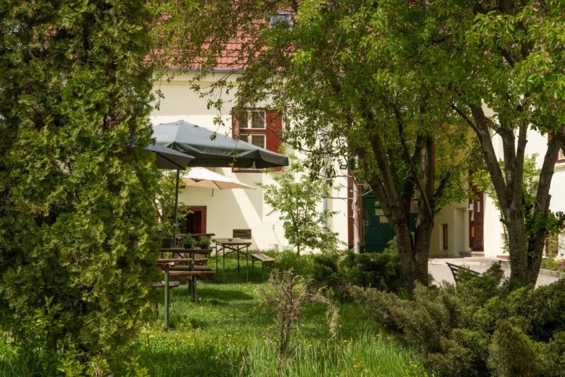 Nagyszeben Szállás | Motel (K0567-49) A kép szerzői jogvédelem alatt állhat. Javasolt a kapcsolatfelvétel a jog tulajdonossal.