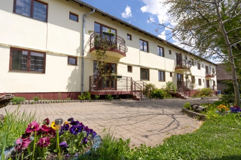 Nagyszeben Szállás | Motel (K0567-50) A kép szerzői jogvédelem alatt állhat. Javasolt a kapcsolatfelvétel a jog tulajdonossal.