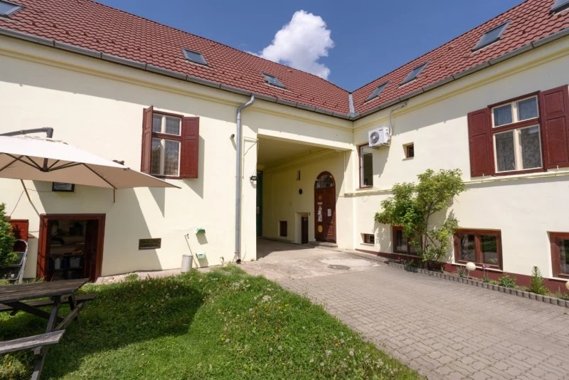 Sibiu Cazare | Motel (K0567-54) Imaginea poate fi supusă drepturilor de autor. Se recomandă contactarea titularului drepturilor.