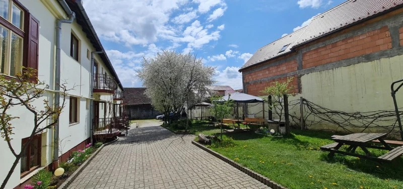 Sibiu Cazare | Motel (K0567-58) Imaginea poate fi supusă drepturilor de autor. Se recomandă contactarea titularului drepturilor.