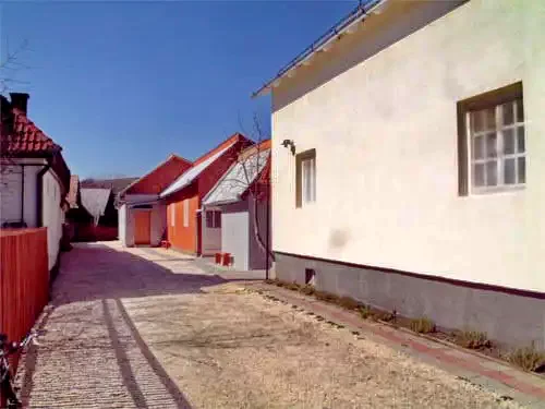 Sândominic Cazare | Motel (K0284-33) Imaginea poate fi supusă drepturilor de autor. Se recomandă contactarea titularului drepturilor.