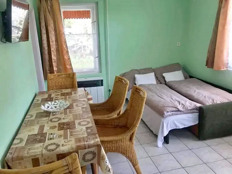  Cazare | Hotel**** (K0801-2) Imaginea poate fi supusă drepturilor de autor. Se recomandă contactarea titularului drepturilor.