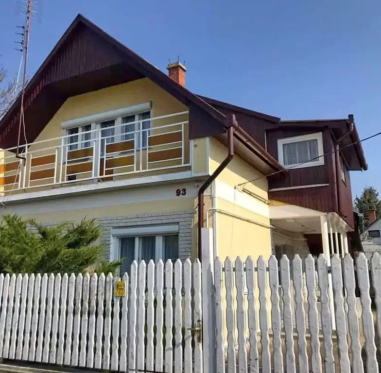 Cazare | Casă de oaspeți (K0801-38) Imaginea poate fi supusă drepturilor de autor. Se recomandă contactarea titularului drepturilor. Cazare | Casă de oaspeți (K0801-38) Imaginea poate fi supusă drepturilor de autor. Se recomandă contactarea titularului drepturilor.