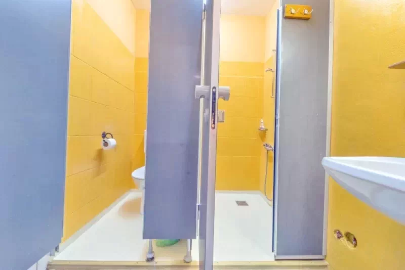 Sighișoara Cazare | Hostel (K1425-11) Imaginea poate fi supusă drepturilor de autor. Se recomandă contactarea titularului drepturilor.