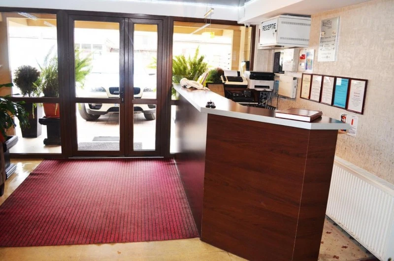 Nagyszeben Szállás | Hotel*** (K0565-29) A kép szerzői jogvédelem alatt állhat. Javasolt a kapcsolatfelvétel a jog tulajdonossal.