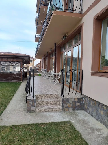 Băile Felix Cazare | Pensiune (K1552-5) Imaginea poate fi supusă drepturilor de autor. Se recomandă contactarea titularului drepturilor.