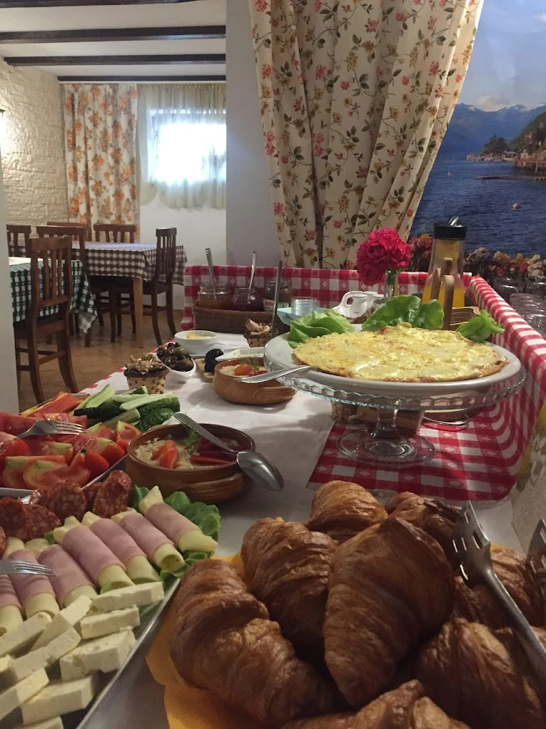 Sibiu Cazare | Motel (K1044-6) Imaginea poate fi supusă drepturilor de autor. Se recomandă contactarea titularului drepturilor.