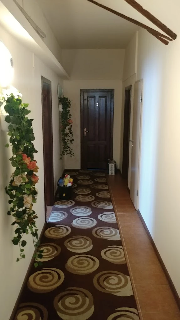 Sibiu Cazare | Motel (K1044-10) Imaginea poate fi supusă drepturilor de autor. Se recomandă contactarea titularului drepturilor.