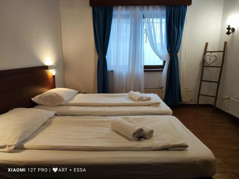 Sibiu Cazare | Motel (K1044-11) Imaginea poate fi supusă drepturilor de autor. Se recomandă contactarea titularului drepturilor.
