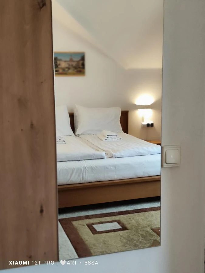 Sibiu Cazare | Motel (K1044-24) Imaginea poate fi supusă drepturilor de autor. Se recomandă contactarea titularului drepturilor.