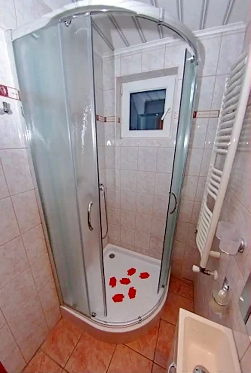 Jula Cazare | Cabană (K0109-30) Imaginea poate fi supusă drepturilor de autor. Se recomandă contactarea titularului drepturilor.