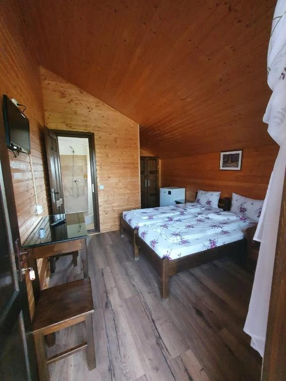 Turda Cazare | Pensiune (K1523-54) Imaginea poate fi supusă drepturilor de autor. Se recomandă contactarea titularului drepturilor.