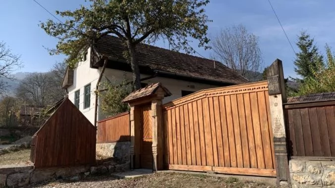 Rimetea Cazare | Casă de oaspeți (K1087-20) Imaginea poate fi supusă drepturilor de autor. Se recomandă contactarea titularului drepturilor.