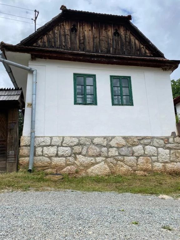 Rimetea Cazare | Casă de oaspeți (K1087-52) Imaginea poate fi supusă drepturilor de autor. Se recomandă contactarea titularului drepturilor.