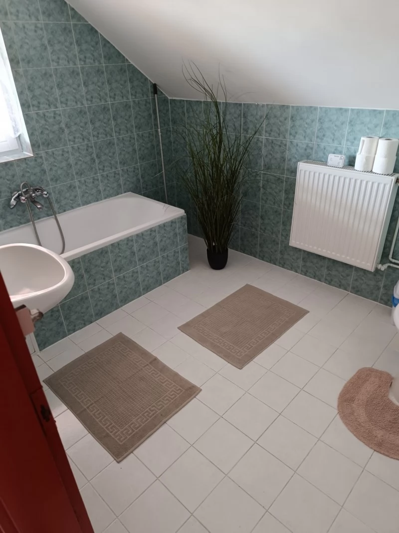  Cazare | Hotel**** (K0943-10) Imaginea poate fi supusă drepturilor de autor. Se recomandă contactarea titularului drepturilor.