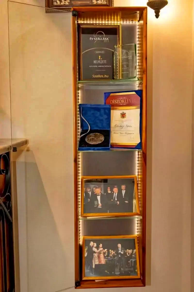 Mișcolț Cazare | Pensiune turistică (K0857-25) Imaginea poate fi supusă drepturilor de autor. Se recomandă contactarea titularului drepturilor.