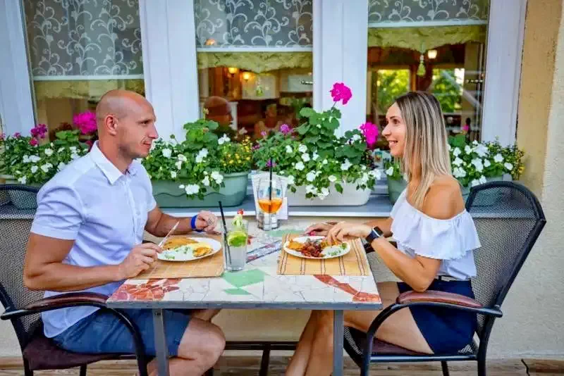 Mișcolț Cazare | Pensiune turistică (K0857-32) Imaginea poate fi supusă drepturilor de autor. Se recomandă contactarea titularului drepturilor.