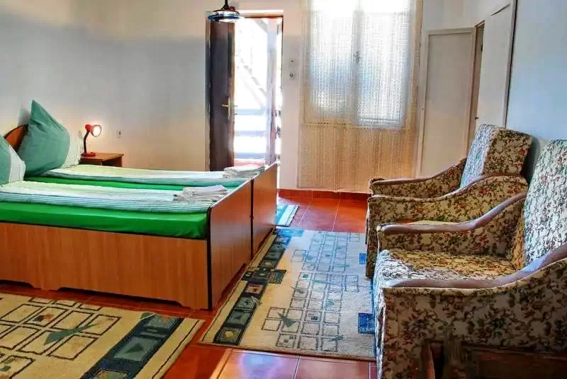 Szászkabánya Szállás | Motel (K1272-11) A kép szerzői jogvédelem alatt állhat. Javasolt a kapcsolatfelvétel a jog tulajdonossal.