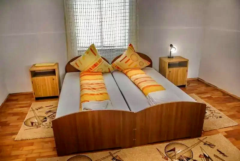 Szászkabánya Szállás | Motel (K1272-17) A kép szerzői jogvédelem alatt állhat. Javasolt a kapcsolatfelvétel a jog tulajdonossal.