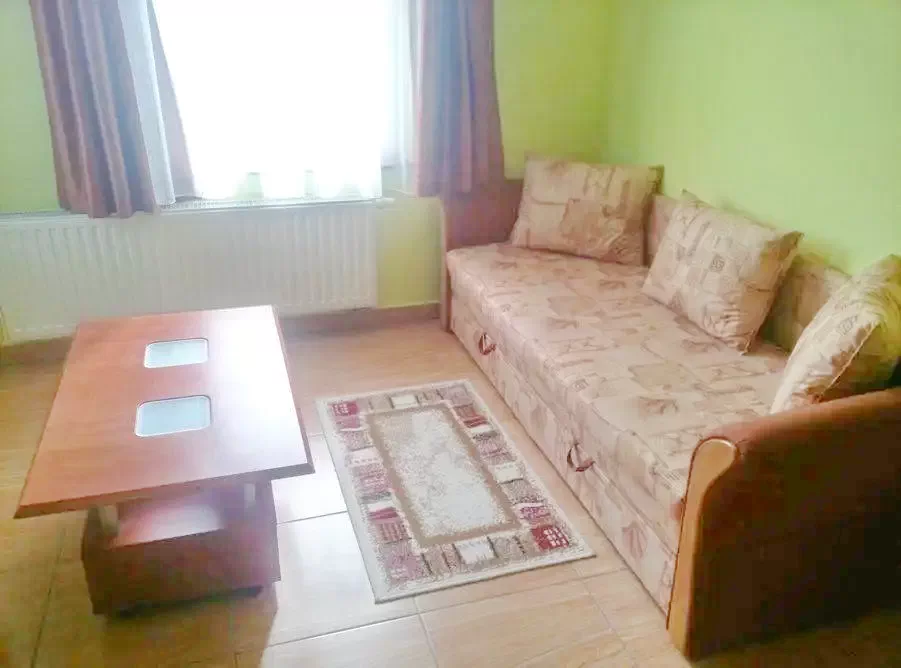 Jula Cazare | Apartament (K0135-11) Imaginea poate fi supusă drepturilor de autor. Se recomandă contactarea titularului drepturilor.