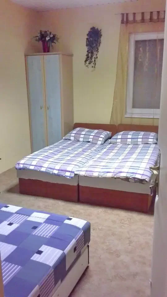 Jula Cazare | Cabană (K0132-5) Imaginea poate fi supusă drepturilor de autor. Se recomandă contactarea titularului drepturilor.