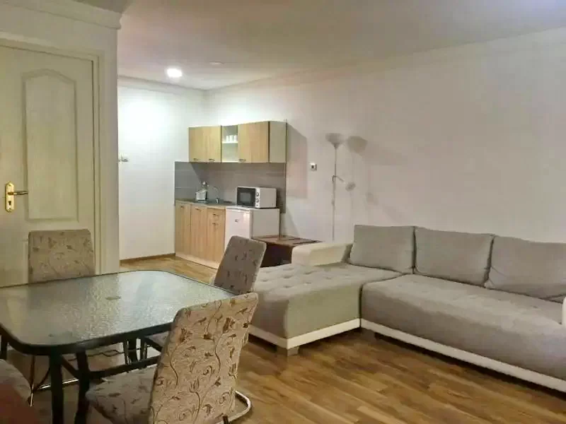  Cazare | Pensiune turistică (K0350-41) Imaginea poate fi supusă drepturilor de autor. Se recomandă contactarea titularului drepturilor.