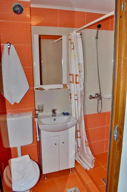 Tulcea Cazare | Motel (K1317-13) Imaginea poate fi supusă drepturilor de autor. Se recomandă contactarea titularului drepturilor.