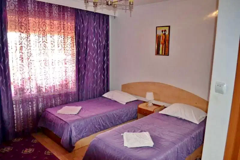 Tulcsa Szállás | Motel (K1317-15) A kép szerzői jogvédelem alatt állhat. Javasolt a kapcsolatfelvétel a jog tulajdonossal.