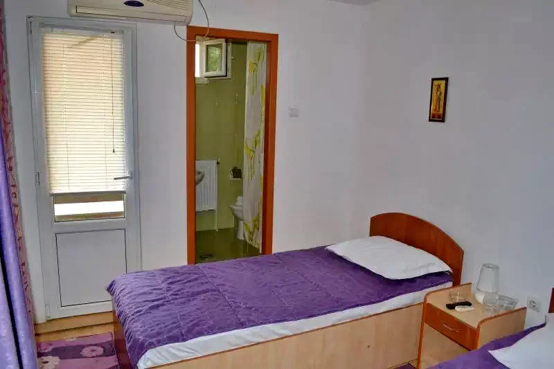 Tulcsa Szállás | Motel (K1317-18) A kép szerzői jogvédelem alatt állhat. Javasolt a kapcsolatfelvétel a jog tulajdonossal.