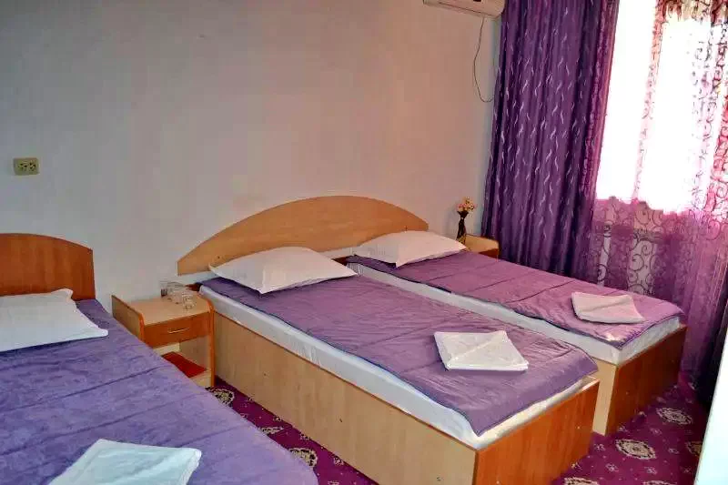 Tulcsa Szállás | Motel (K1317-19) A kép szerzői jogvédelem alatt állhat. Javasolt a kapcsolatfelvétel a jog tulajdonossal.