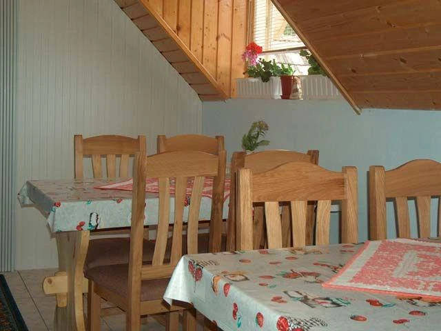 Satu Mare Cazare | Cabană (K0553-5) Imaginea poate fi supusă drepturilor de autor. Se recomandă contactarea titularului drepturilor.
