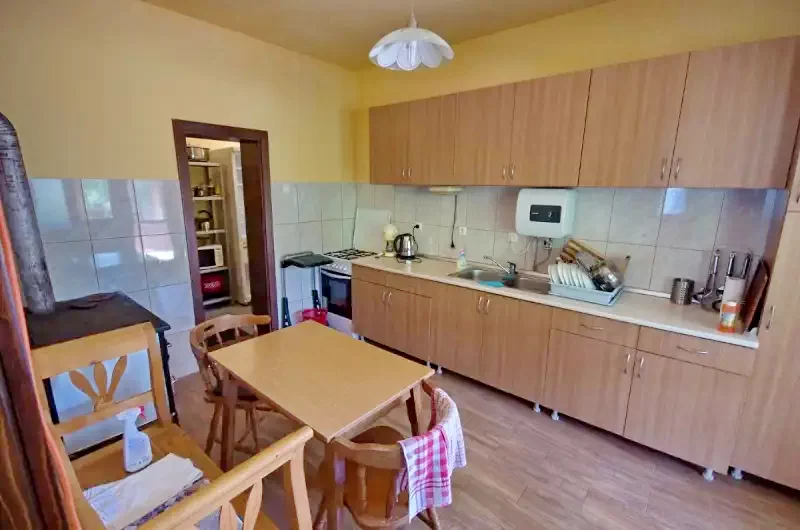 Pârâu Satu Mare Cazare | Cabană (K0219-38) Imaginea poate fi supusă drepturilor de autor. Se recomandă contactarea titularului drepturilor.