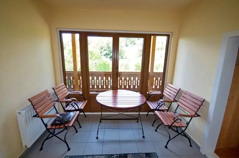 Szállás Pârâu Satu Mare - Casa de vacanță Ajvász Sára** | Máréfalvi-patak - Ajvász Sára Kulcsosház**. A kép szerzői jogvédelem alatt állhat. Javasolt a kapcsolatfelvétel a jog tulajdonossal.
