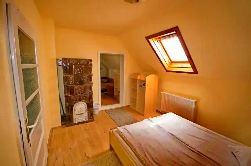 Pârâu Satu Mare Cazare | Cabană (K0219-47) Imaginea poate fi supusă drepturilor de autor. Se recomandă contactarea titularului drepturilor.