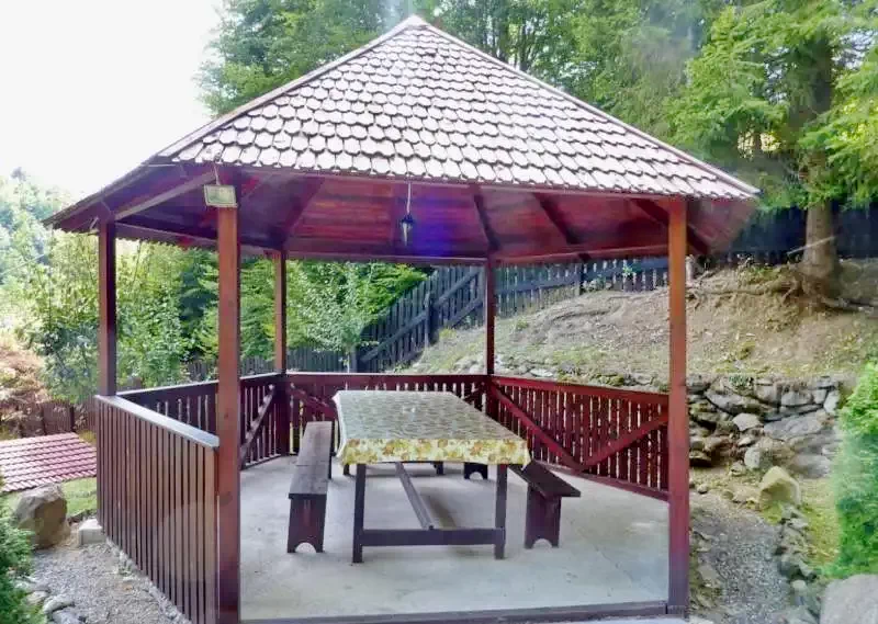 Pârâu Satu Mare Cazare | Cabană (K0246-6) Imaginea poate fi supusă drepturilor de autor. Se recomandă contactarea titularului drepturilor.