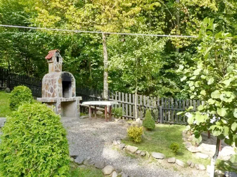Pârâu Satu Mare Cazare | Cabană (K0246-11) Imaginea poate fi supusă drepturilor de autor. Se recomandă contactarea titularului drepturilor.