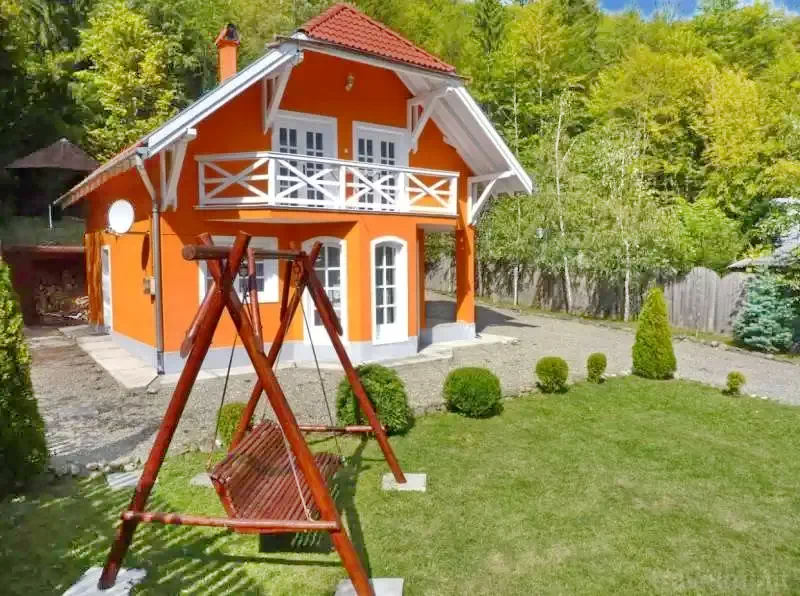 Pârâu Satu Mare Cazare | Cabană (K0246-15) Imaginea poate fi supusă drepturilor de autor. Se recomandă contactarea titularului drepturilor.