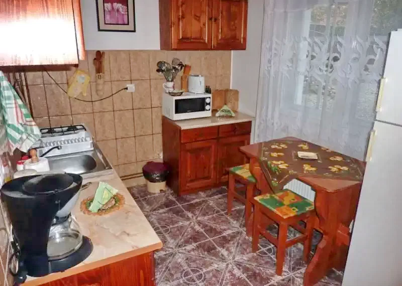 Pârâu Satu Mare Cazare | Cabană (K0246-20) Imaginea poate fi supusă drepturilor de autor. Se recomandă contactarea titularului drepturilor.